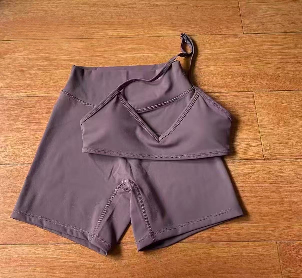 Completo Sportivo da Donna C-B - Running Gear Woman recensione e prezzo