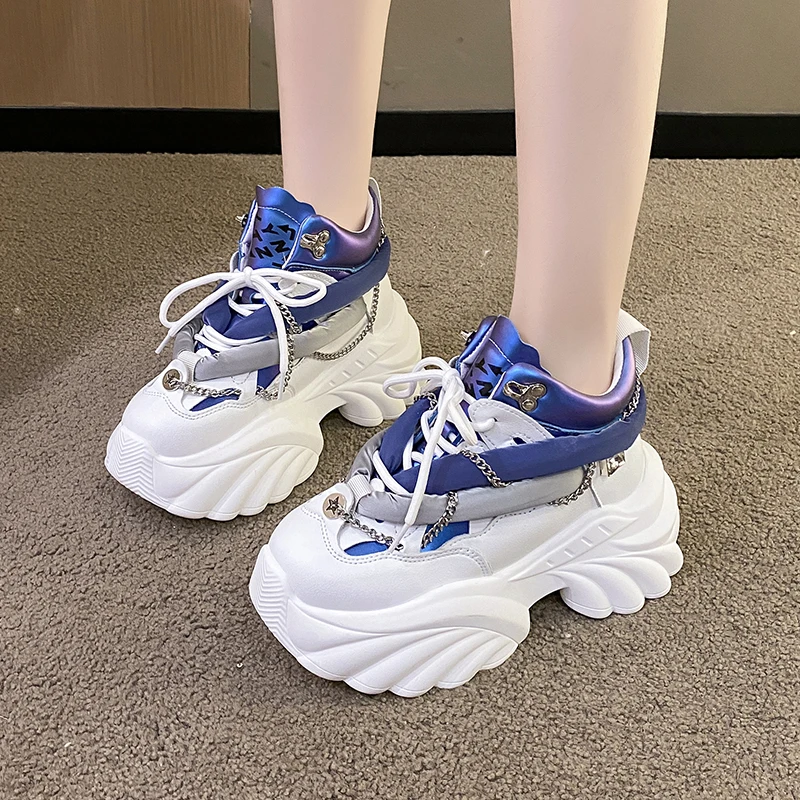 Belle scarpe da ginnastica da  - Running Gear Woman recensione e prezzo